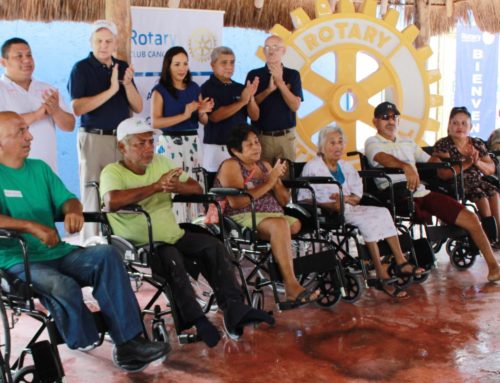 Entrega de Sillas de Ruedas